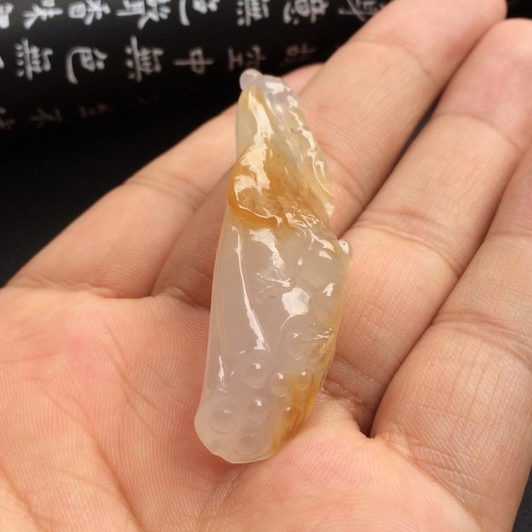 （超值推荐）冰种黄翡连生贵子挂件