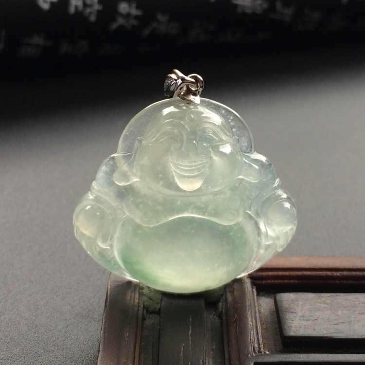 （超值推荐）冰种略飘花玉佛挂件（金扣）
