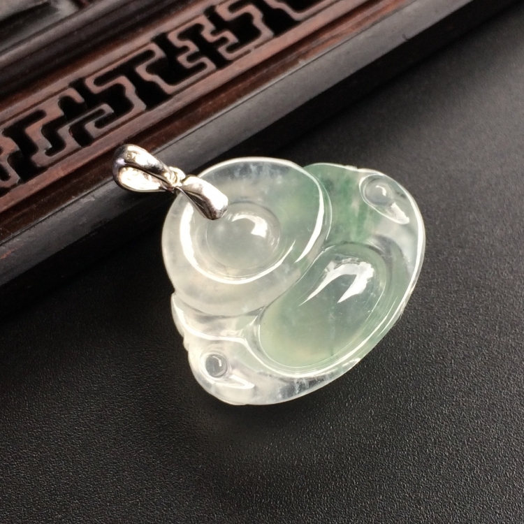 （超值推荐）冰种飘花玉佛挂件（金扣）