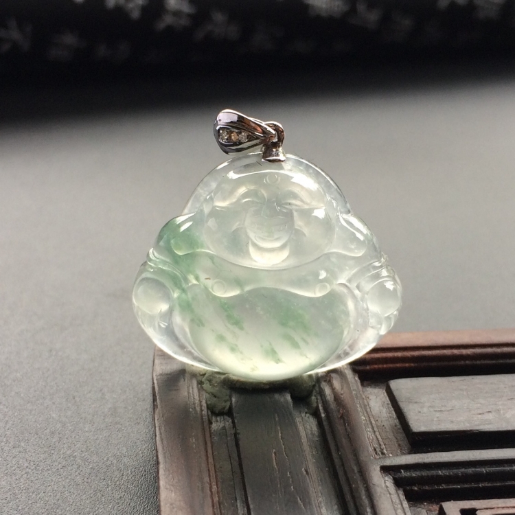 （超值推荐）冰种飘花玉佛挂件（金扣）