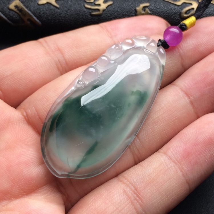 （超值推荐）冰种飘花福瓜挂件