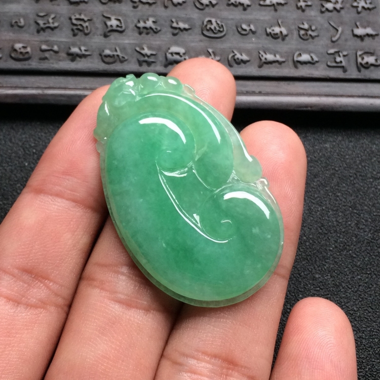 （超值推荐）糯冰种豆色如意挂件
