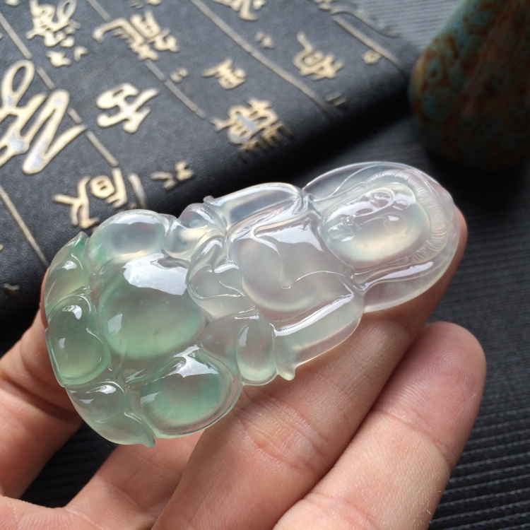 (超值推荐)冰种晴水略飘花观音挂件