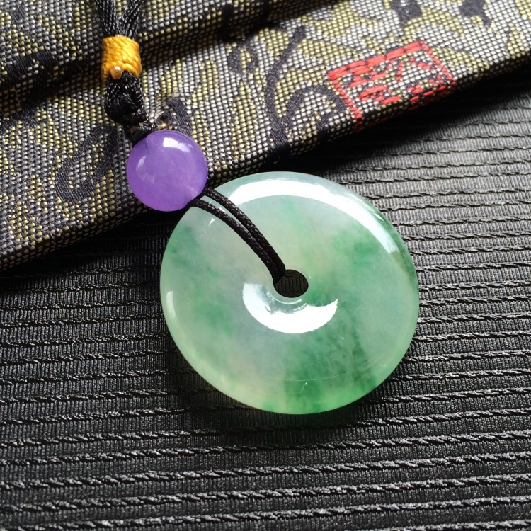 (超值推荐)冰种飘绿花平安扣挂件