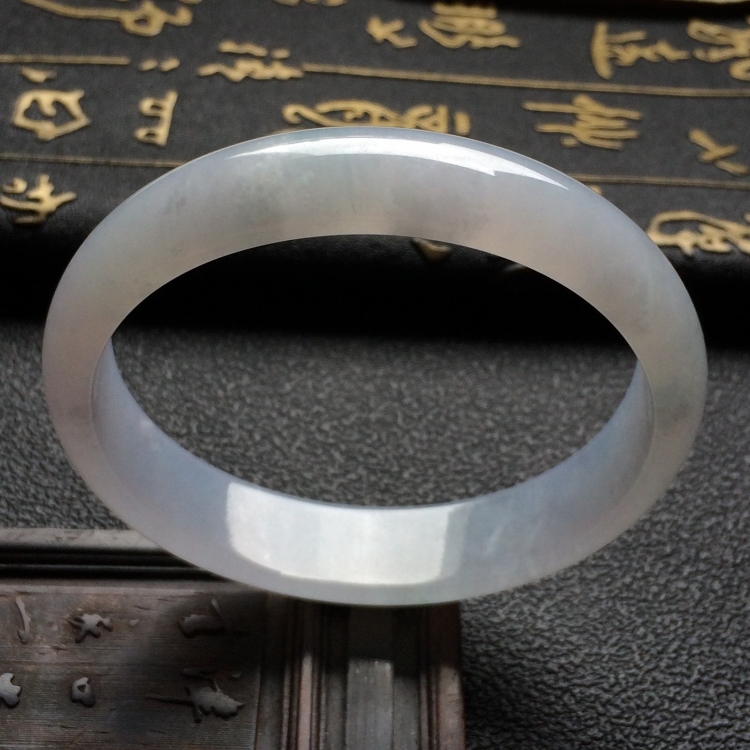 （超值推荐）糯冰种淡紫罗兰贵妃镯（56mm-50.9mm）