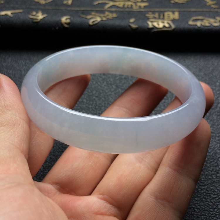 （超值推荐）糯冰种淡紫罗兰贵妃镯（56mm-50.9mm）