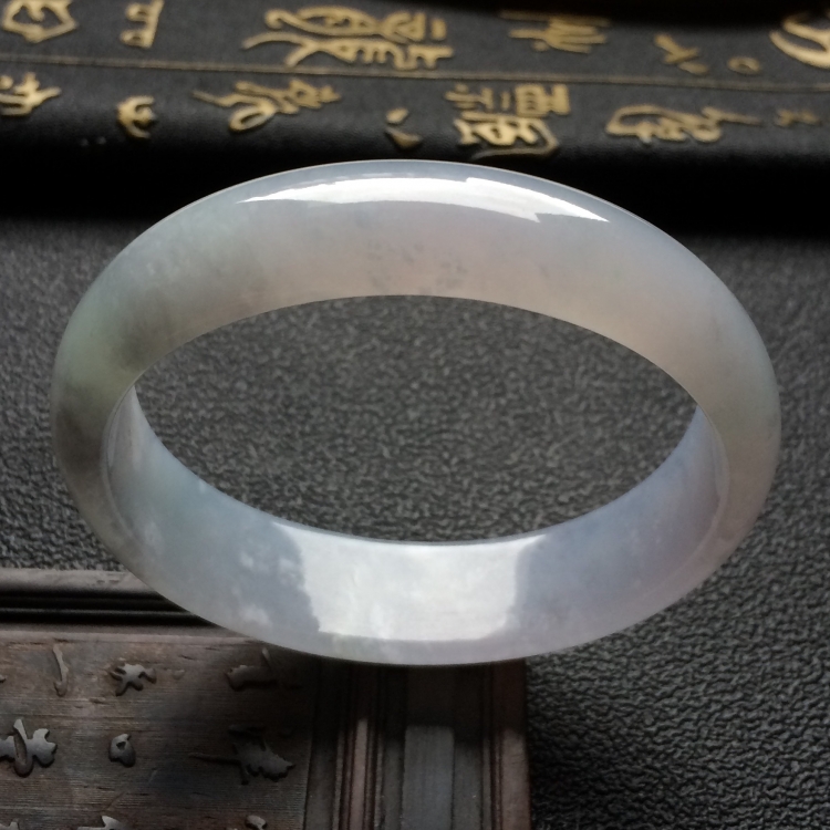 （超值推荐）糯冰种淡紫罗兰贵妃镯（56.8mm-50mm）