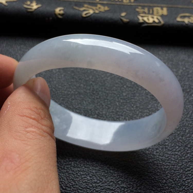 （超值推荐）糯冰种淡紫罗兰贵妃镯（56.8mm-50mm）