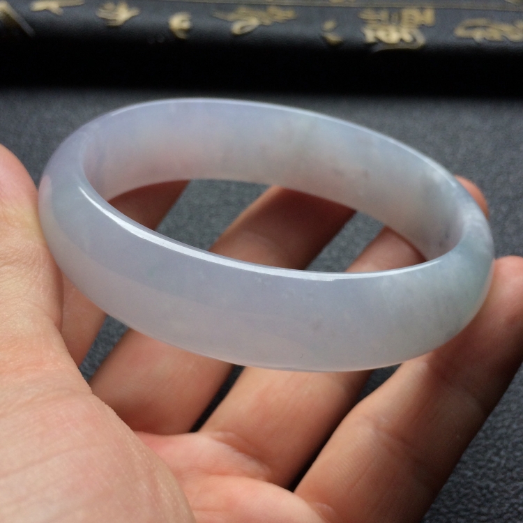 （超值推荐）糯冰种淡紫罗兰贵妃镯（56.8mm-50mm）
