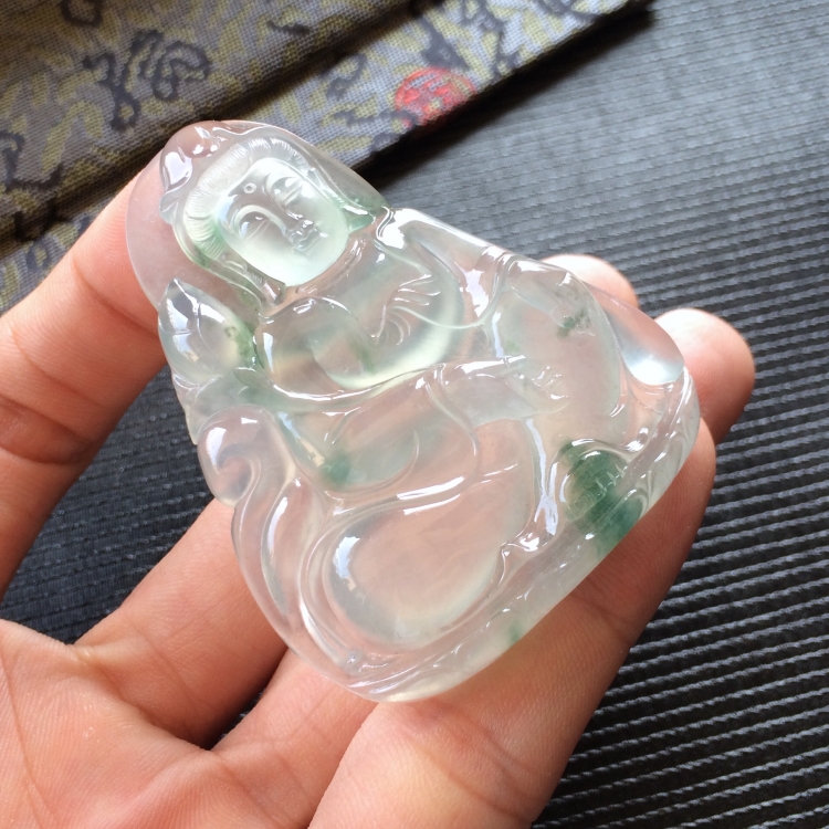 (超值推荐)冰种飘花观自在挂件