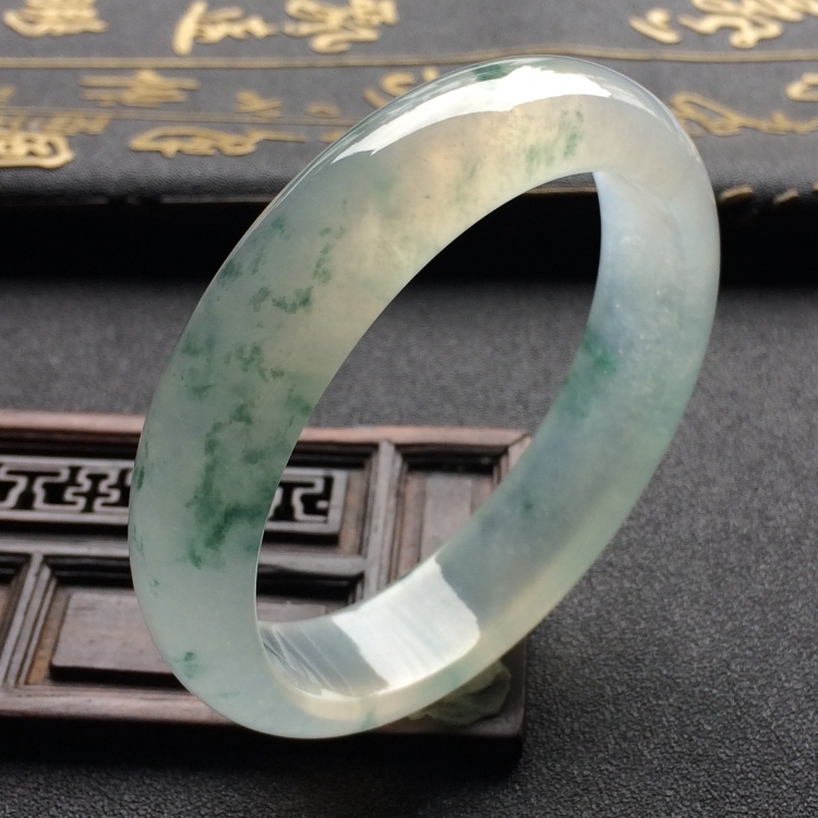 （超值推荐）冰种飘花贵妃手镯（57.5mm-49.1mm）