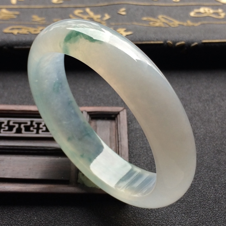 （超值推荐）冰种飘花贵妃手镯（55.1mm-49.2mm）