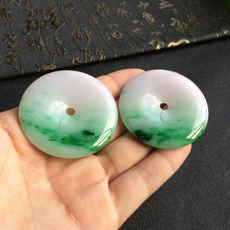 (超值推荐)糯冰种飘翠平安扣挂件(一对)