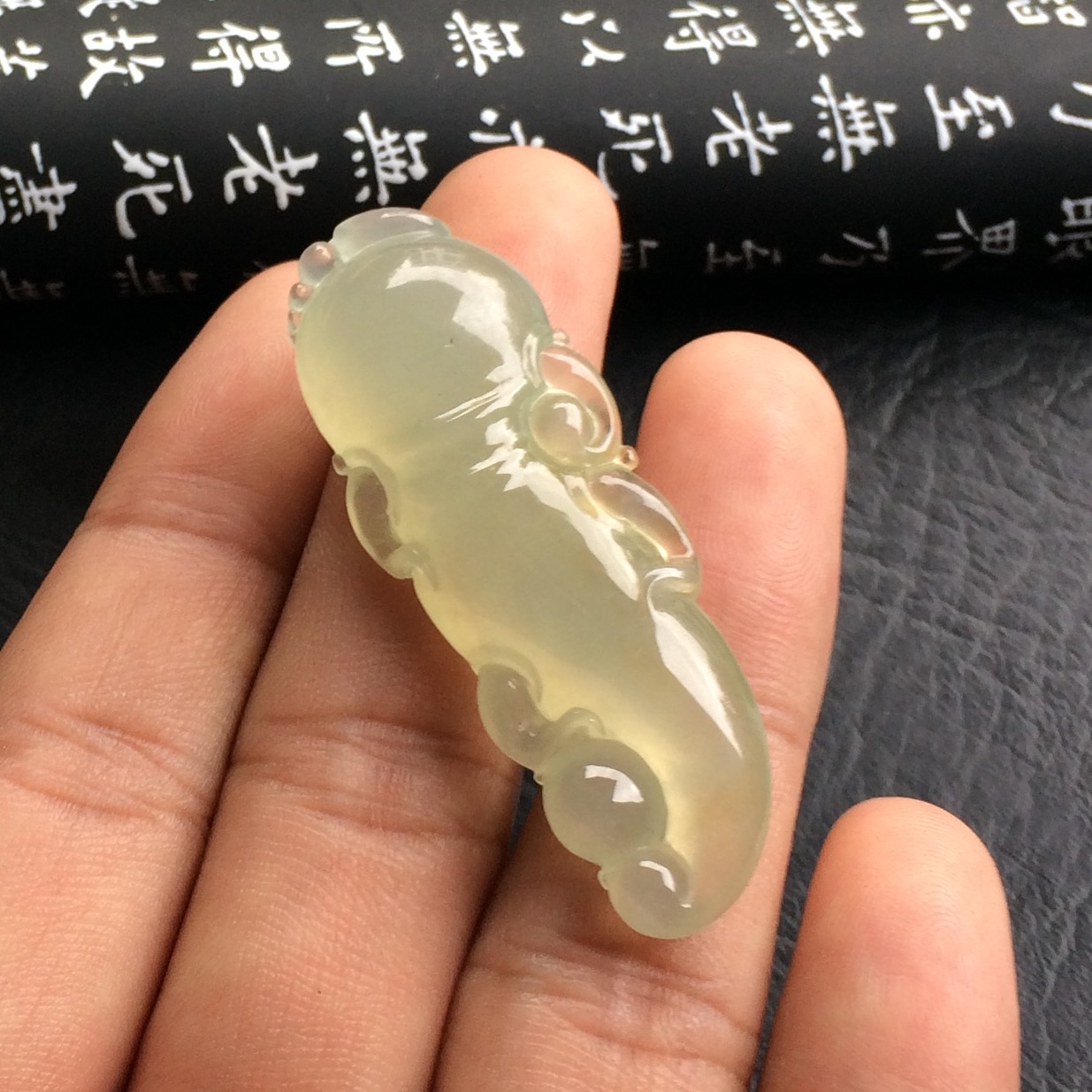 （超值推荐）冰种淡黄翡人生如意挂件