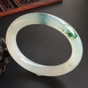 (超值推荐)冰种飘花圆条手镯(55.5mm)