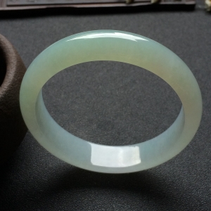 （超值推荐）糯冰种晴水手镯（57mm）