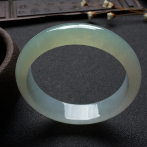 （超值推荐）糯冰种晴水手镯（56.1mm）