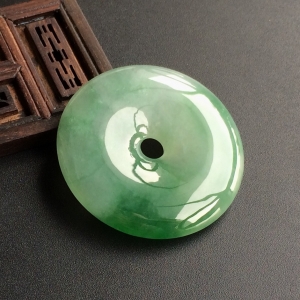 (超值推荐)糯冰种飘花平安扣挂件