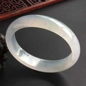(超值推荐)冰种晴水贵妃镯(58.3mm-51.5mm)