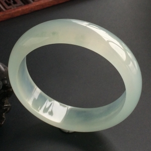 (超值推荐)冰种晴水手镯(56mm)