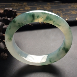 （超值推荐）冰种飘花手镯（56.5mm）