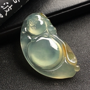 （超值推荐）冰种晴水略带黄翡逍遥佛挂件