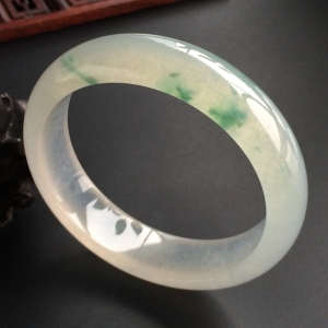 (超值推荐)冰种飘花手镯(56mm)