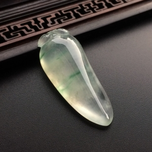（超值推荐）冰种飘花福瓜挂件