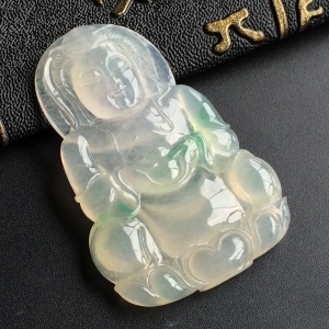 (超值推荐)冰种略飘翠观音挂件