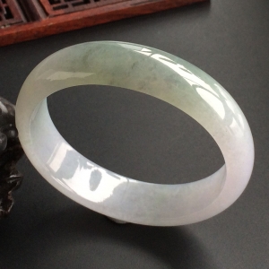 (超值推荐)糯冰种晴水贵妃镯(53.7mm-49mm)