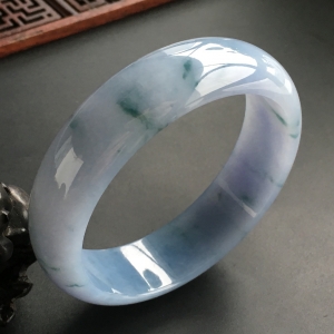 (超值推荐)糯冰种紫罗兰飘花手镯(60.8mm)