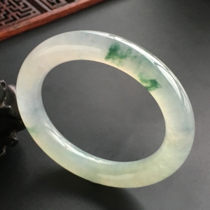 (超值推荐)冰种飘花圆条手镯(55.8mm)