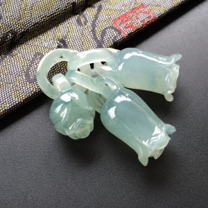 (超值推荐)糯冰种飘花双生花挂件