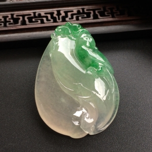 （超值推荐）冰种飘翠玉兰花挂件