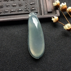 （超值推荐）冰种淡晴水福瓜挂件