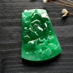 （超值推荐）糯冰种阳绿蝶恋花挂件