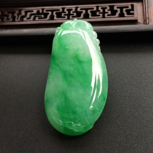 （超值推荐）糯冰种飘翠福瓜挂件