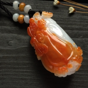 （超值推荐）糯冰种红黄翡玉兰花挂件