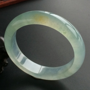 (超值推荐)冰种晴水飘花略带黄翡手镯(56.3mm)