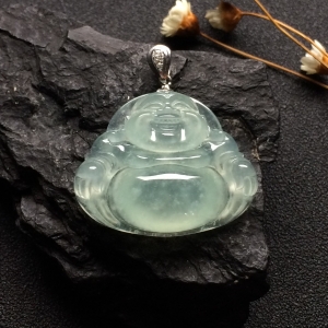 （超值推荐）冰种淡晴水玉佛挂件（金扣）