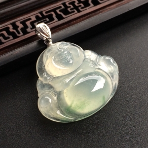 （超值推荐）冰种略飘花玉佛挂件（金扣）