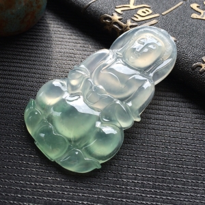 (超值推荐)冰种晴水略飘花观音挂件