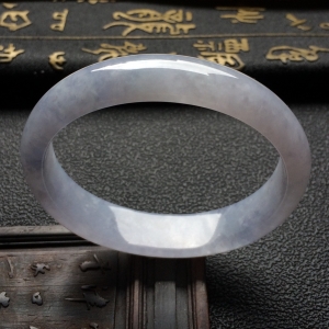 （超值推荐）糯冰种淡紫罗兰贵妃镯（54.1mm-46.2mm）