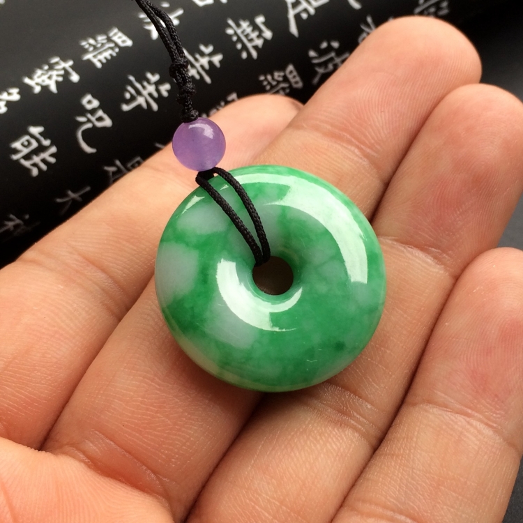 （超值推荐）糯冰种飘绿花平安扣挂件