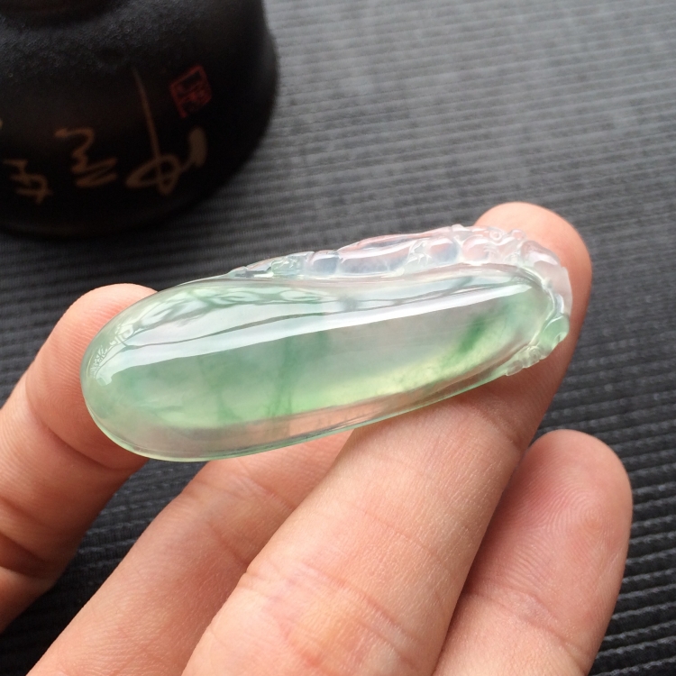(超值推荐)冰种飘花福瓜挂件