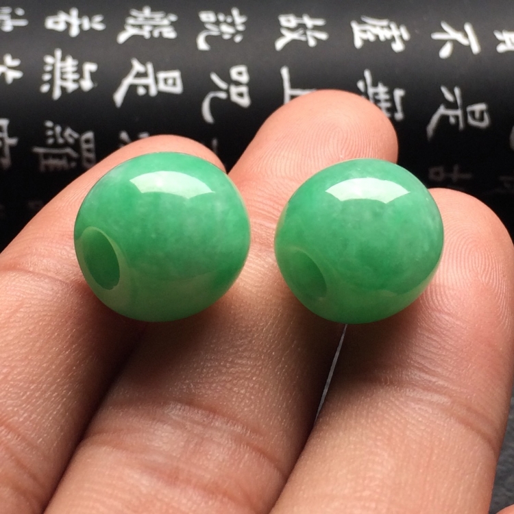 （超值推荐）糯冰种翠色路路通挂件（一对）