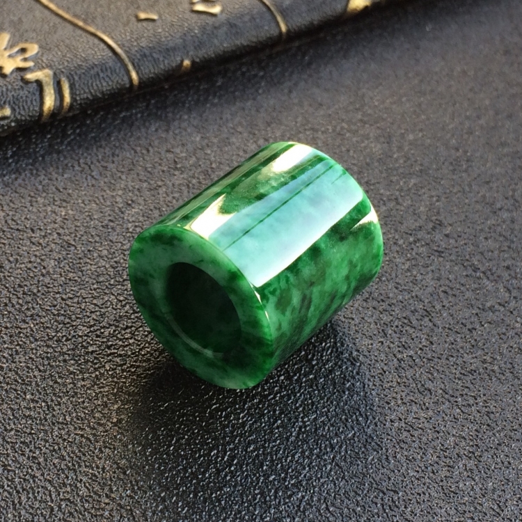 (超值推荐)糯冰种深绿路路通挂件