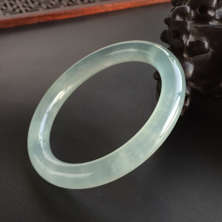 (超值推荐)冰种晴水圆条手镯(52.3mm)