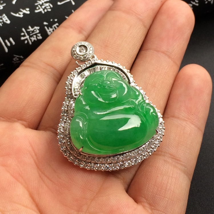 （超值推荐）镶白金钻石糯冰种翠色玉佛胸坠