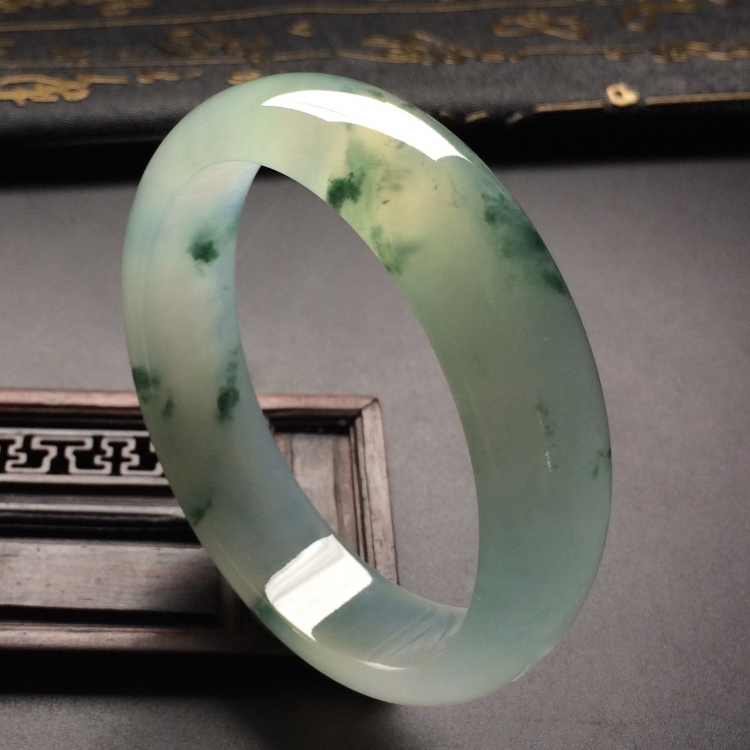 （超值推荐）冰种飘花贵妃手镯（57.6mm-51.8mm）